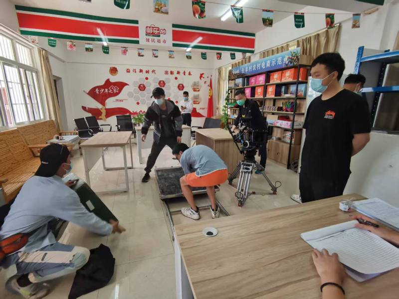 凤庆县广告片拍摄公司：极简主义践行者，少即是多的视觉哲学